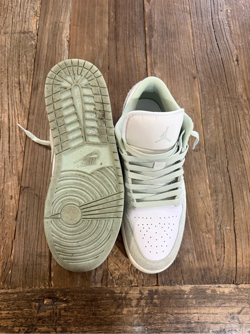 Nike Air Jordan 1 Low SE 